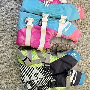 Colorful Kids Life Jacket Set